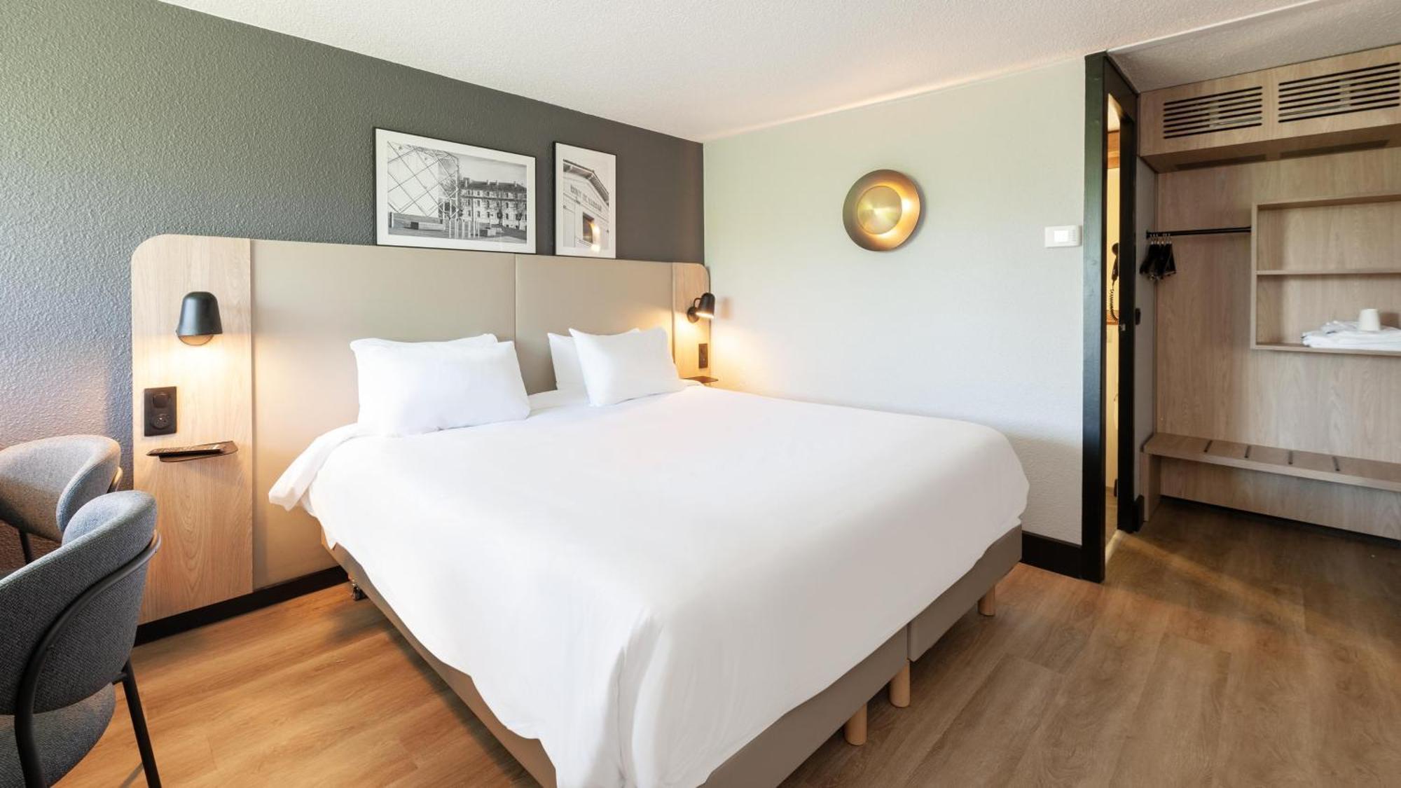 Campanile Argenteuil Hotel Ngoại thất bức ảnh